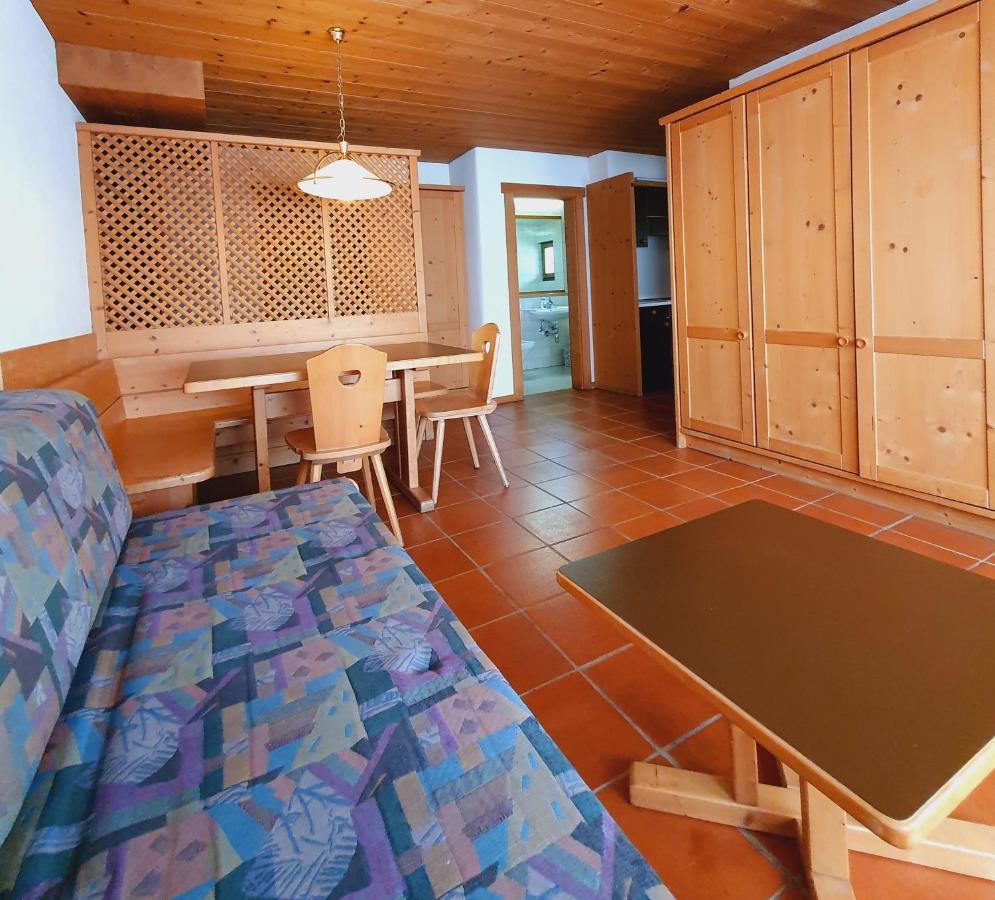 רצ'ינס Residence Silvester מראה חיצוני תמונה
